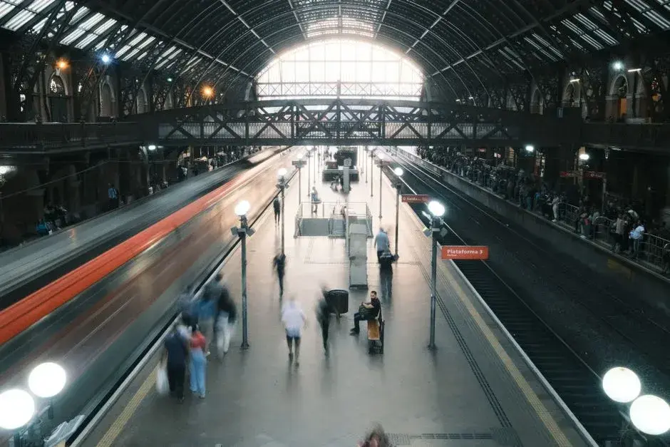 Alin Tișe își consolidează poziția în PNL, Rareș Bogdan avertizează