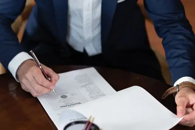 Donație sau Sponsorizare? Dilema Terenurilor Oferite ONG-urilor și Bisericilor