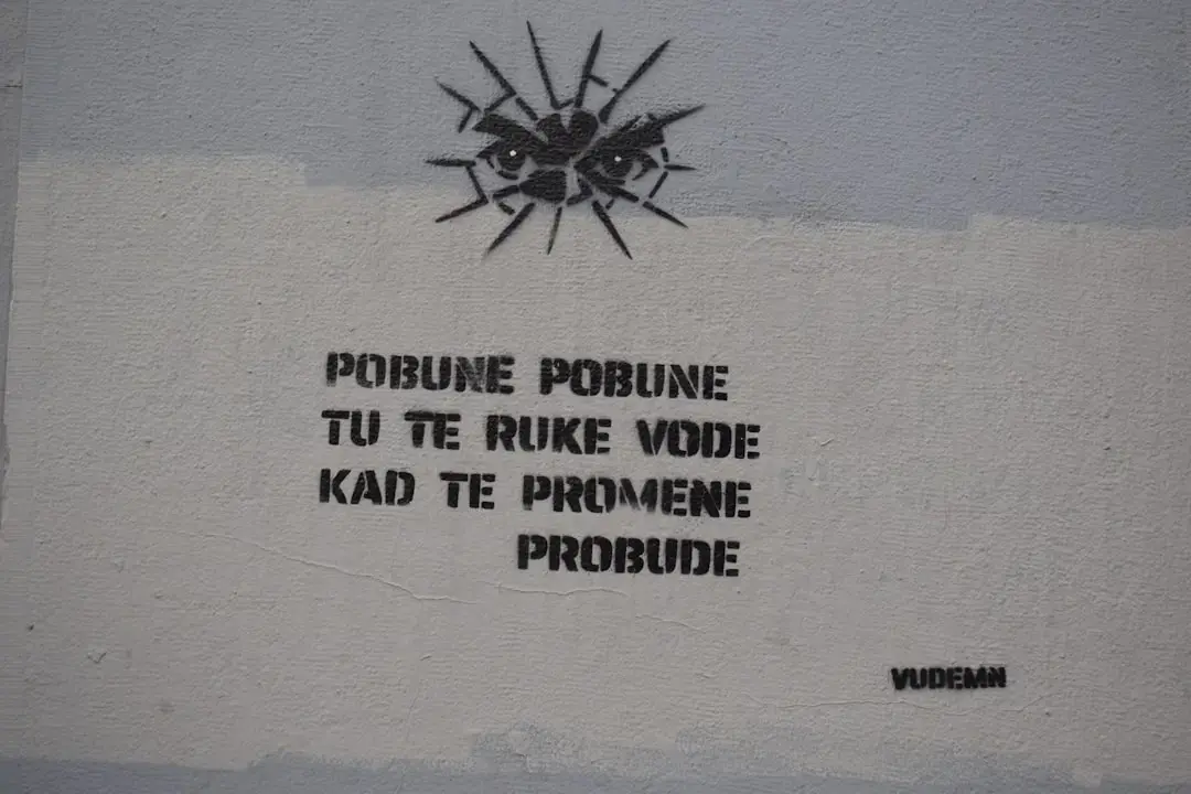 Închiriere sau cumpărare copiator: ce variantă e mai avantajoasă la București?