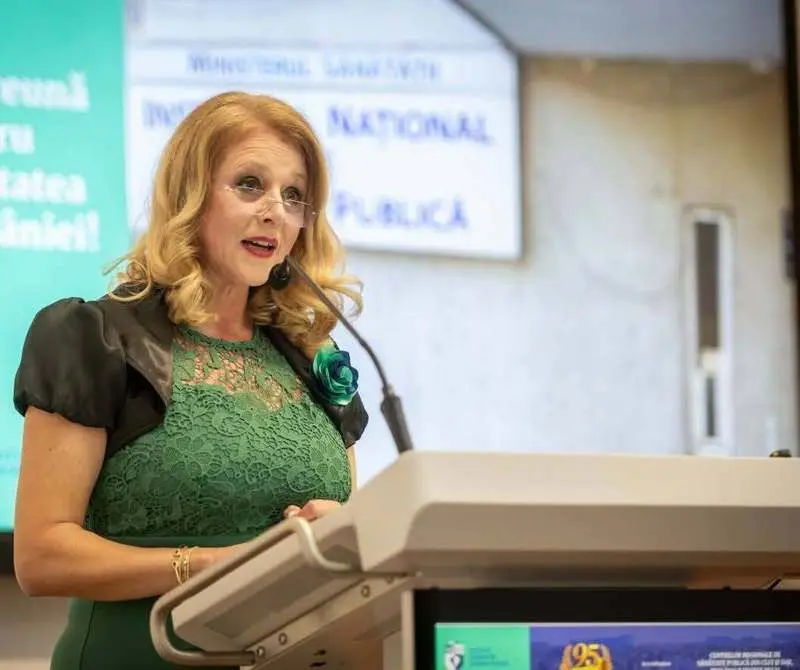Directorul INSP: funcționăm cu program redus și 50 de angajați mai puțini