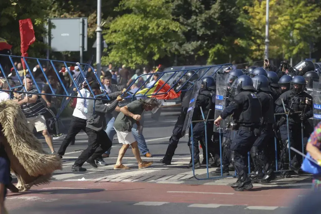Percheziții masive în toată țara după violențele de la protestul oierilor: 30 de suspecți audiați